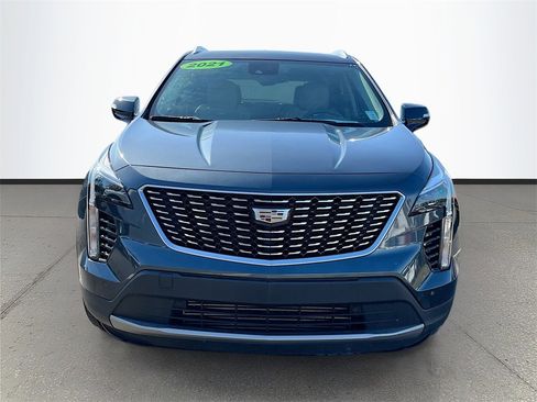 Used 2021 Cadillac XT4 Premium Luxury w/ Driver Awareness Package image 2