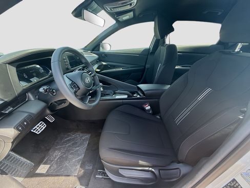 New 2026 Hyundai Elantra Sport FWD image 12