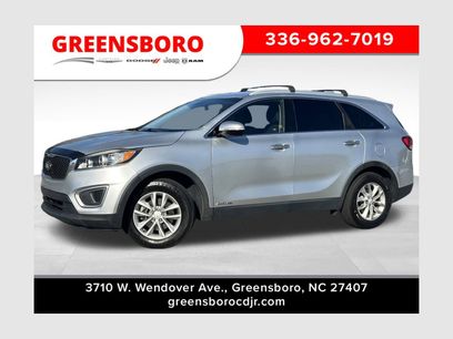 Used 2016 Kia Sorento LX w/ LX Convenience Package