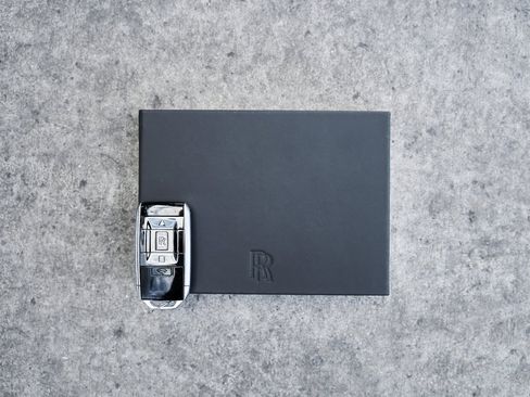 Used 2023 Rolls-Royce Cullinan Black Badge w/ Driver's Package image 88