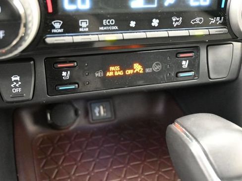 Used 2025 Toyota RAV4 Limited AWD/4WD image 13