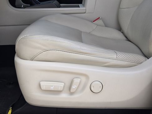 Used 2023 Lexus GX 460 Luxury w/ Sport Design Package image 36