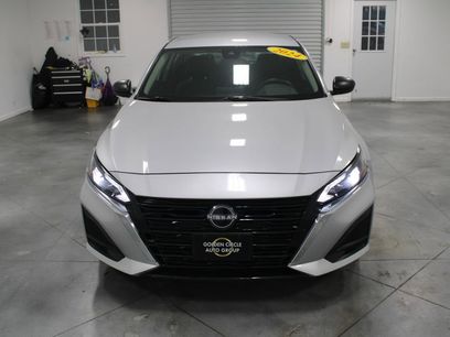 Used 2024 Nissan Altima 2.5 SV