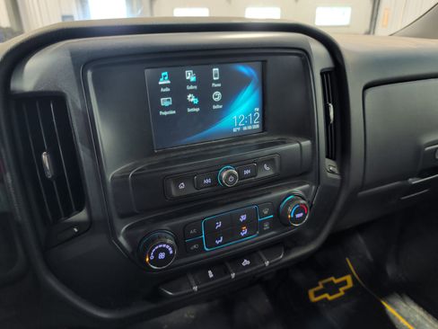 Used 2019 Chevrolet Silverado 2500 W/T w/ Snow Plow Prep Package AWD/4WD image 9