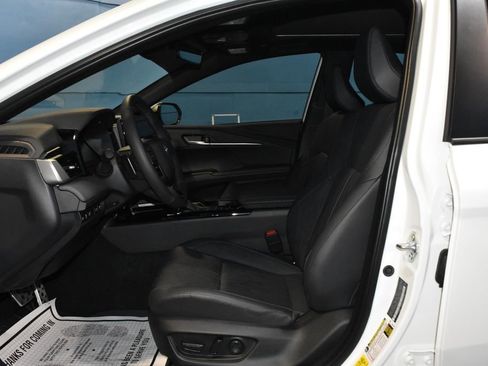 Used 2025 Toyota Camry XSE FWD image 6