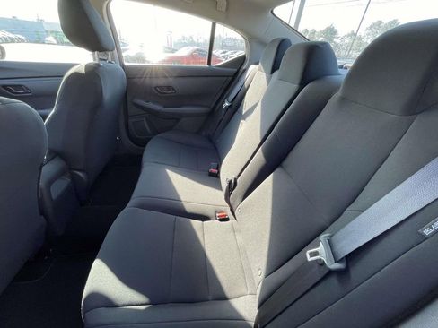 Used 2025 Nissan Sentra S image 11