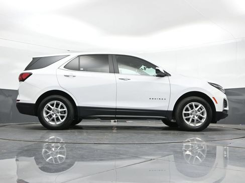 Used 2024 Chevrolet Equinox LT AWD/4WD image 42