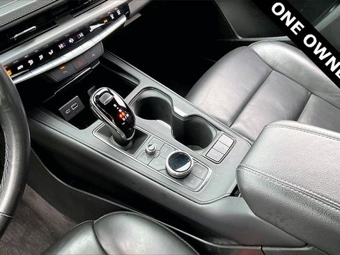 Certified 2024 Cadillac XT4 Premium Luxury image 14