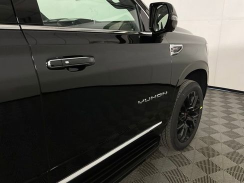 New 2026 GMC Yukon XL Elevation w/ Elevation Premium Package AWD/4WD image 8
