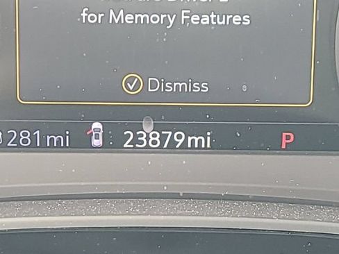 Used 2024 Cadillac XT5 Premium Luxury w/ Technology Package FWD image 2