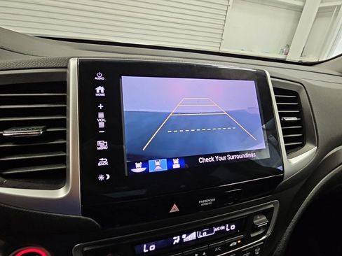 Used 2017 Honda Ridgeline RTL-T image 18