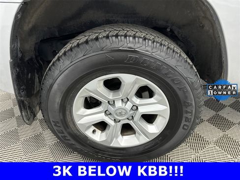 Used 2024 Toyota 4Runner SR5 image 18