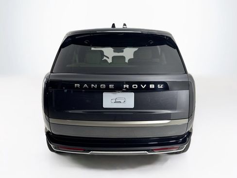 New 2026 Land Rover Range Rover Long Wheelbase SE AWD/4WD image 4