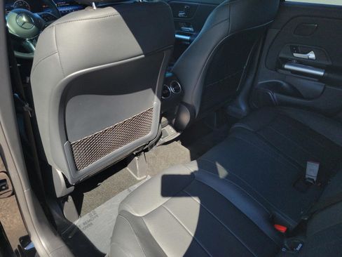 Certified 2025 Mercedes-Benz GLA 250 image 8