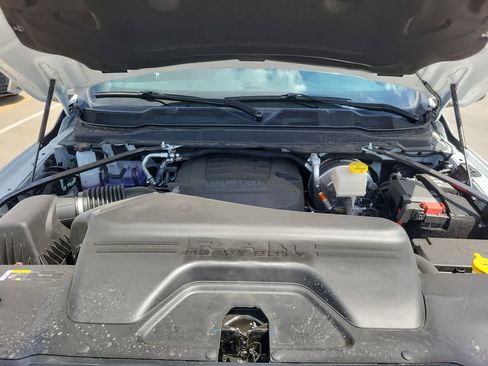 New 2026 RAM 2500 Tradesman AWD/4WD image 17