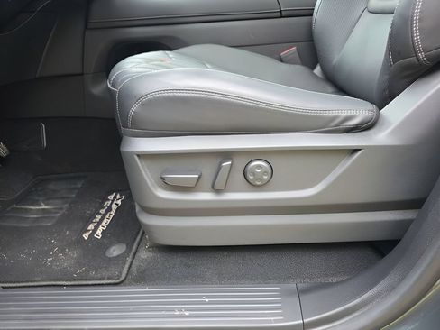 Used 2026 Nissan Armada PRO-4X AWD/4WD image 23