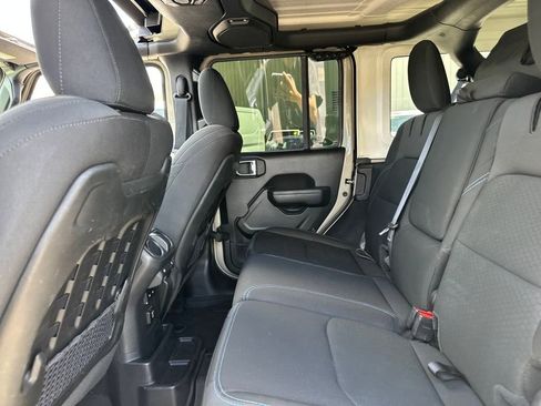 Used 2022 Jeep Wrangler Unlimited Rubicon 4xe w/ Steel Bumper Group image 22