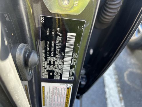 Used 2021 Toyota 4Runner Nightshade image 32