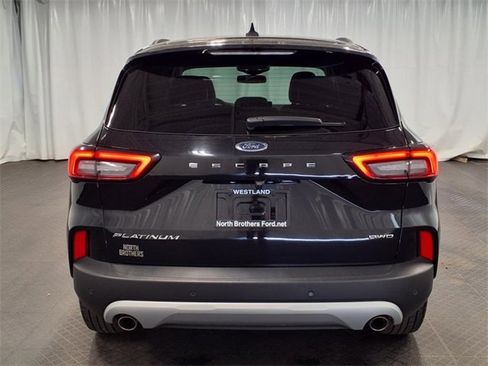 Certified 2023 Ford Escape Platinum image 27
