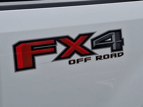 Used 2022 Ford F250 Lariat w/ Chrome Package AWD/4WD image 26