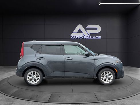 Used 2021 Kia Soul S image 8