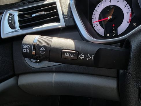 Used 2010 Cadillac SRX Premium AWD/4WD image 32