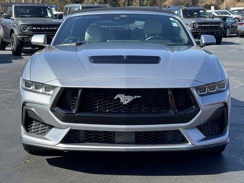 Used 2024 Ford Mustang GT Premium image 17