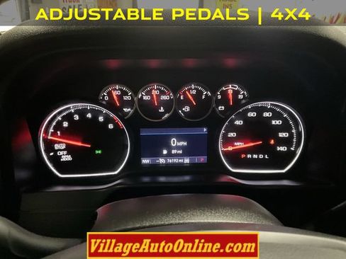 Used 2020 Chevrolet Silverado 1500 LT Trail Boss AWD/4WD image 16
