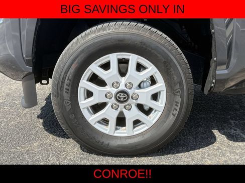 Used 2026 Toyota Tacoma SR5 AWD/4WD image 9