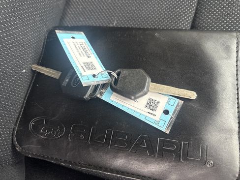 Used 2013 Subaru Impreza 2.0i image 5