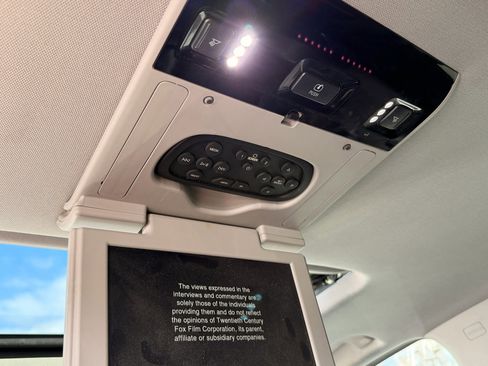 Used 2015 Chevrolet Tahoe LT image 19