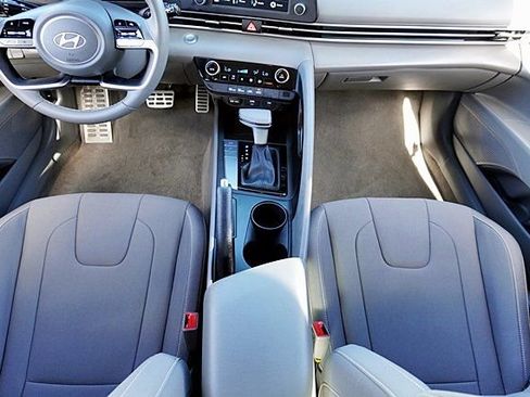 Certified 2026 Hyundai Elantra Sport image 19