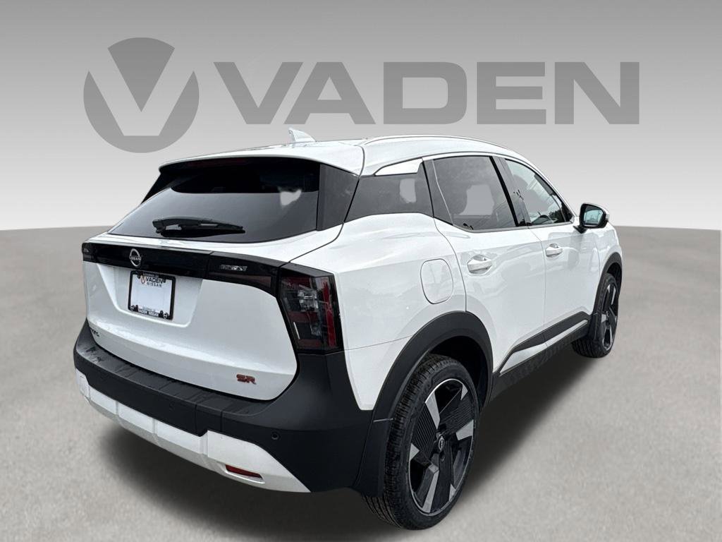 Used 2025 Nissan Kicks SR FWD image 19