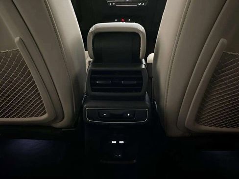 Used 2024 Audi Q4 e-tron Premium Plus w/ Premium Plus image 76