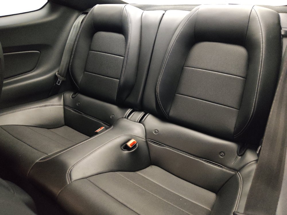 Used 2018 Ford Mustang Premium w/ Pony Package RWD image 18