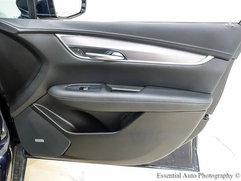 Used 2022 Cadillac XT5 Luxury FWD image 30