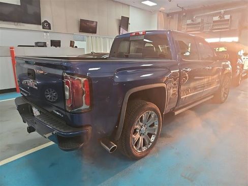 Used 2017 GMC Sierra 1500 Denali w/ Denali Ultimate Package image 4