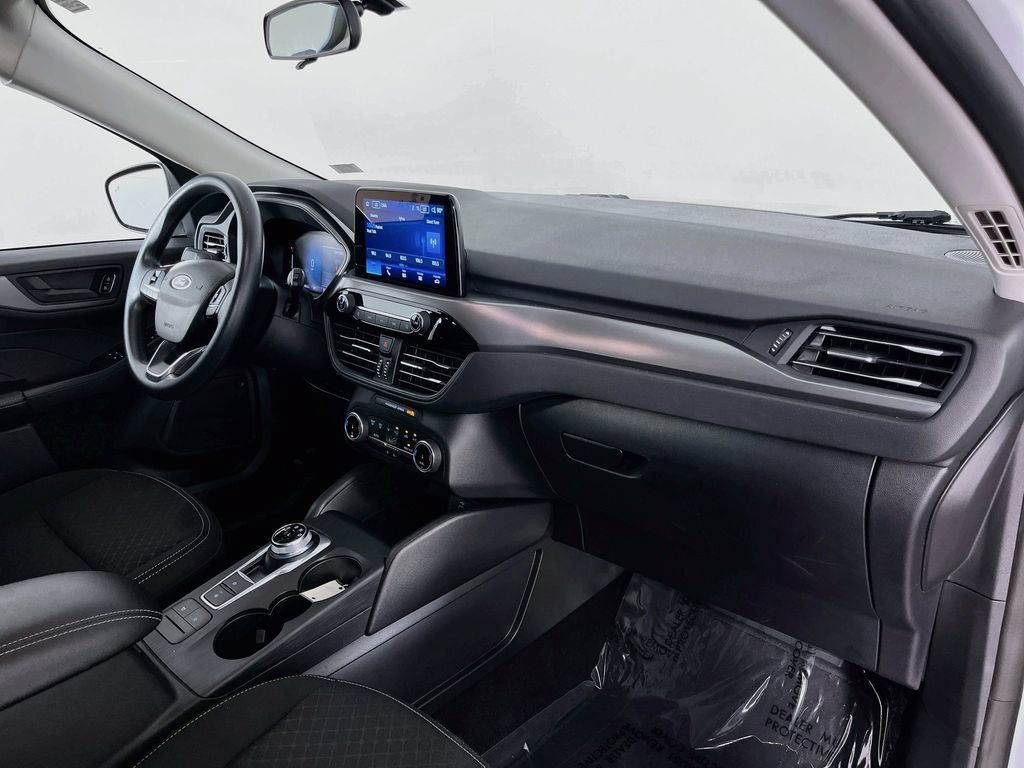 Used 2025 Ford Escape Active FWD image 33