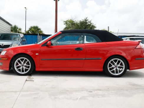 Used 2004 Saab 9-3 Aero FWD image 3
