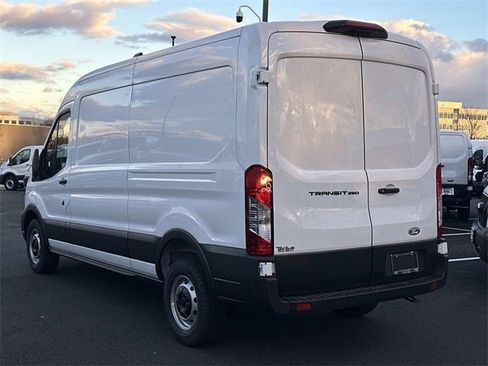 New 2026 Ford Transit 250 148 Medium Roof image 4