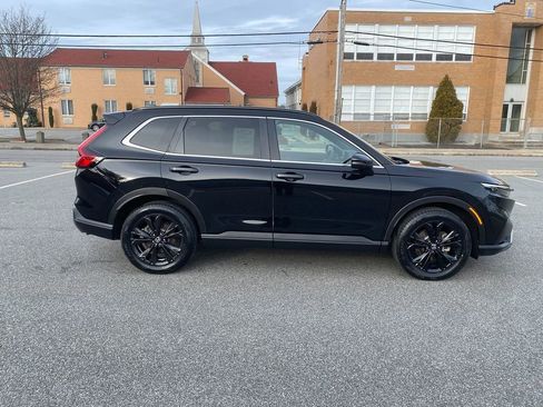 Used 2024 Honda CR-V Sport Touring image 4