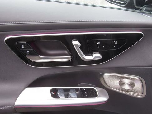New 2026 Mercedes-Benz GLC 300 4MATIC image 12