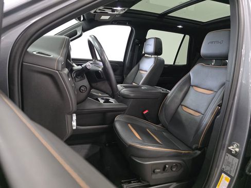 Used 2022 GMC Yukon AT4 AWD/4WD image 9
