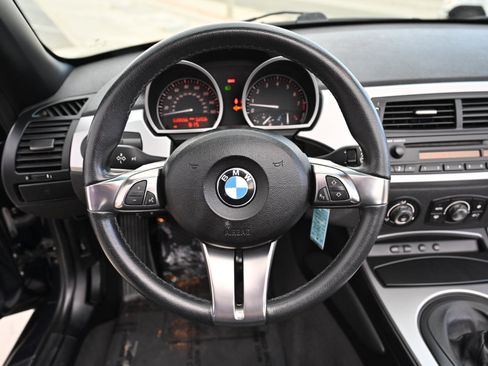 Used 2007 BMW Z4 3.0i RWD image 24
