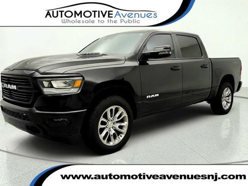 Used 2023 RAM 1500 Laramie AWD/4WD image 1
