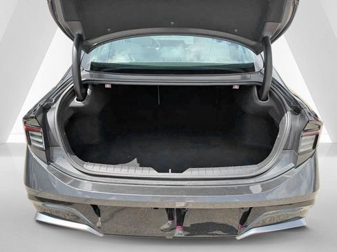 Used 2025 Hyundai Sonata SEL FWD image 32