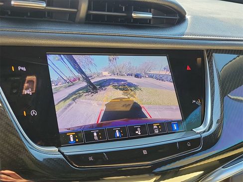 Used 2021 Cadillac XT6 Sport image 34