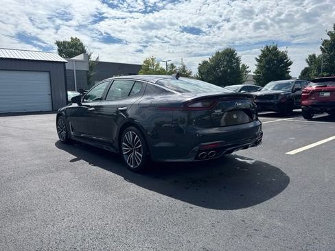 Used 2019 Kia Stinger w/ Sun & Sound Package RWD image 3