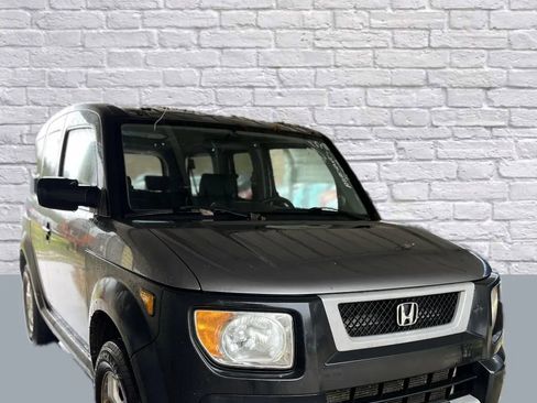 Used 2005 Honda Element EX image 1