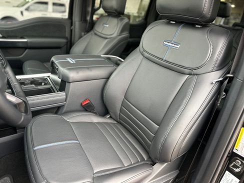 New 2026 Ford F450 Platinum w/ FX4 Off-Road Package image 28